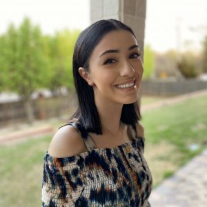 Yasameen Etami – George Washington University Iranian Scholarship Foundation Recipient